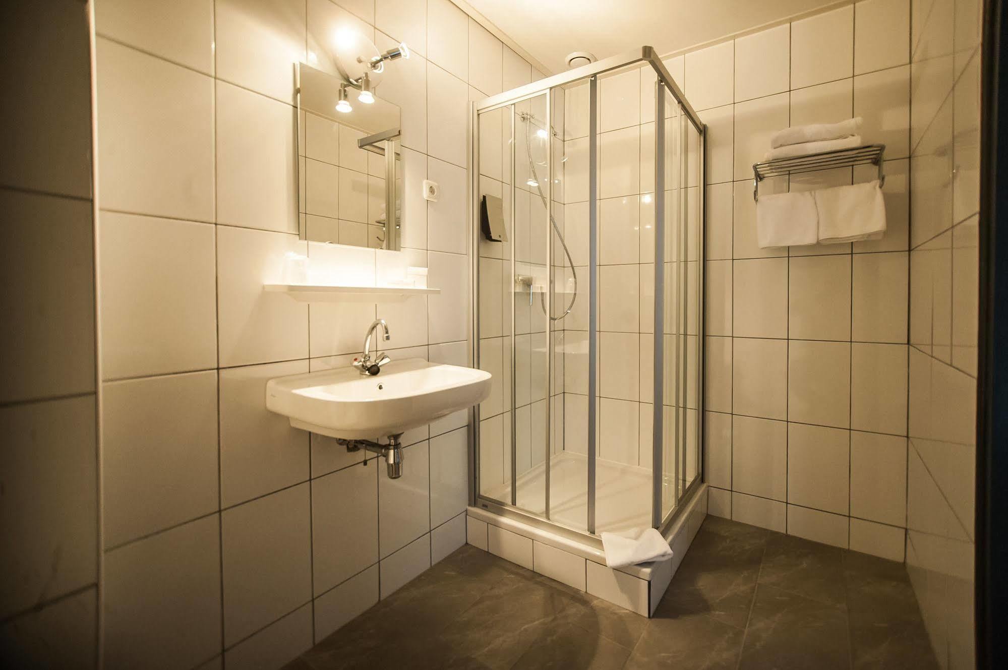 Hotel Taurus Как Екстер'єр фото